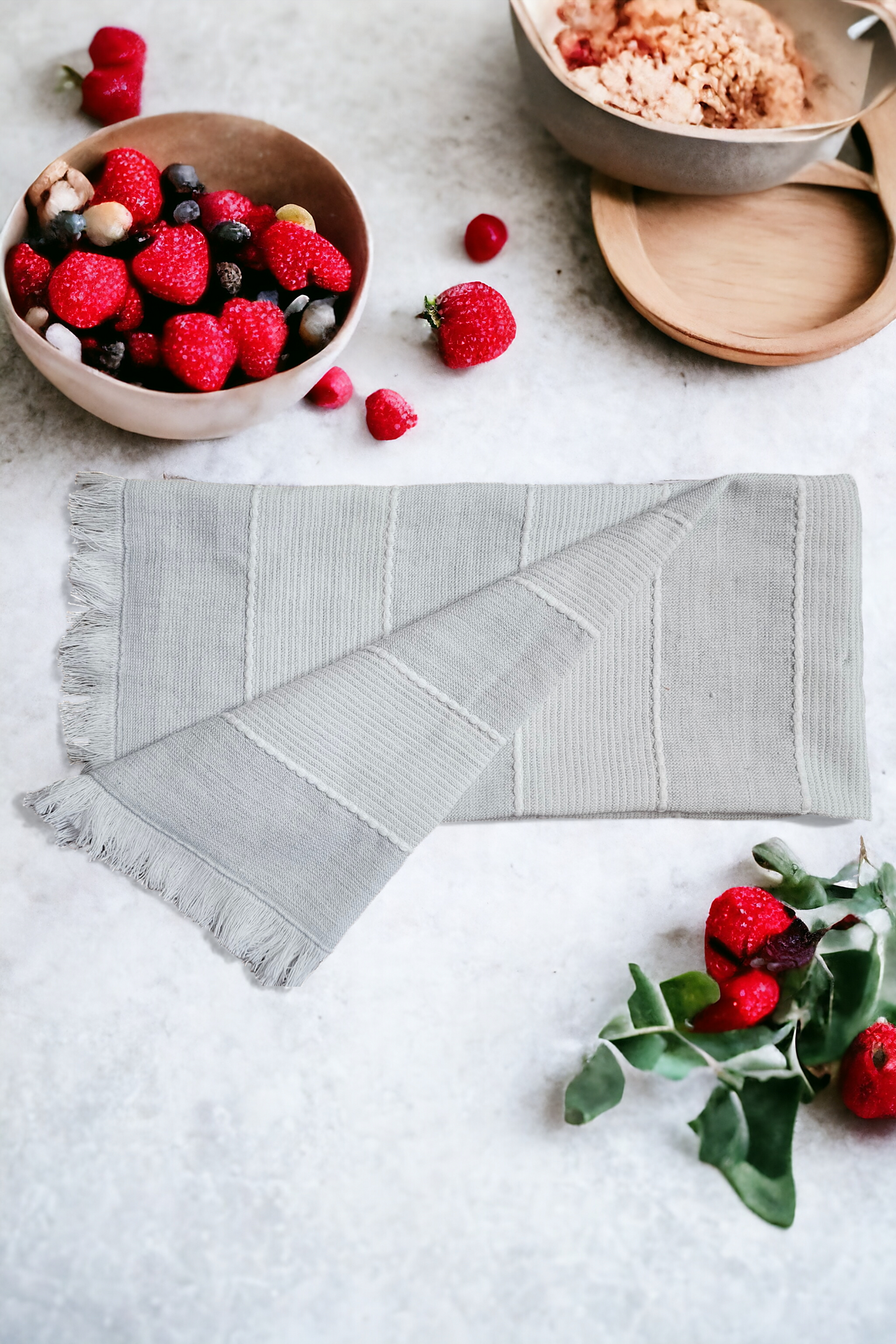 Acacia Cutting Board and Turkish Towel Bundle