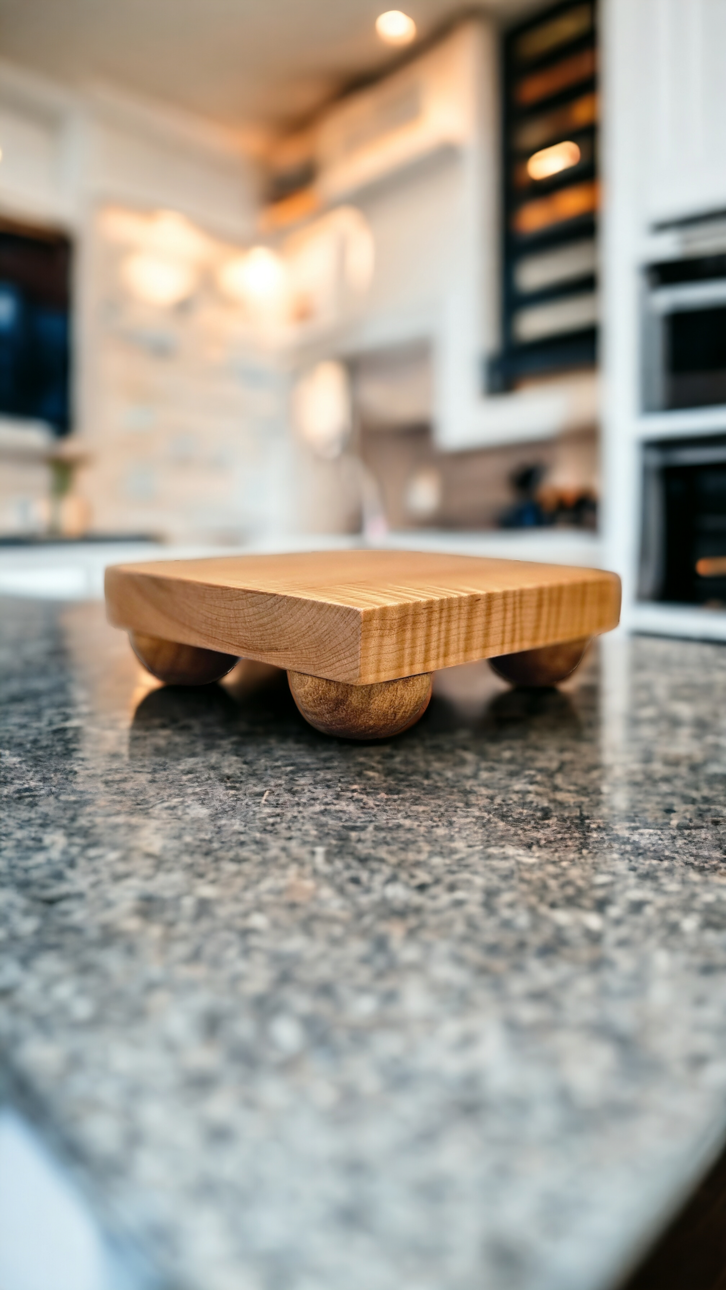 Curly Maple Plant Riser